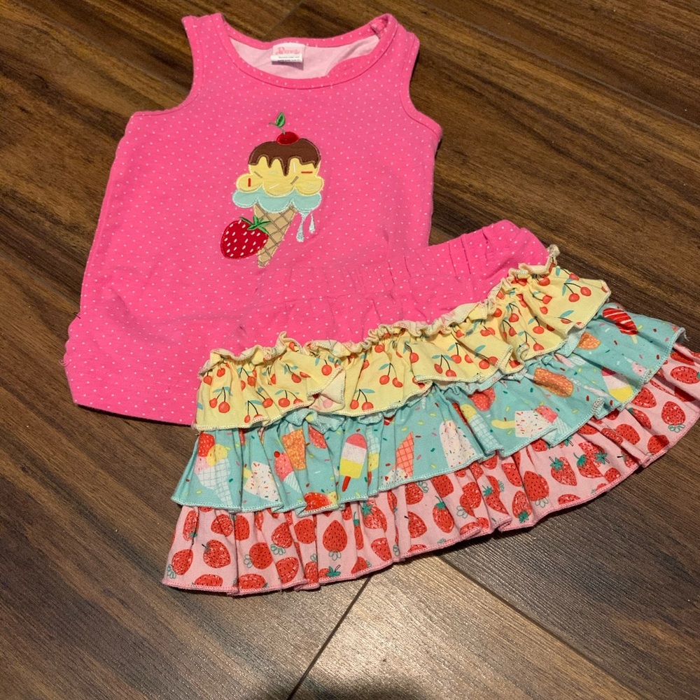 RicRac and Ruffles ice cream outfit